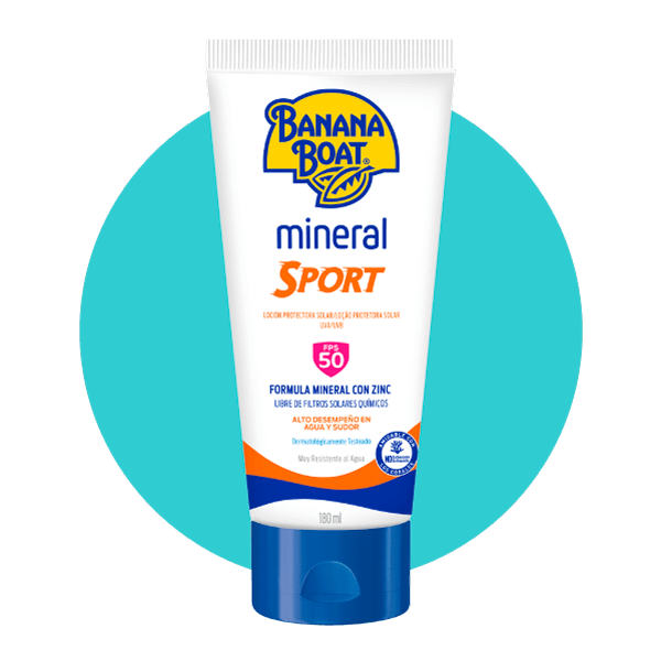 Su fórmula es a base de zinc y óxido de titanio, libre de químicos y funciona como barrera protectora contra los rayos solares.