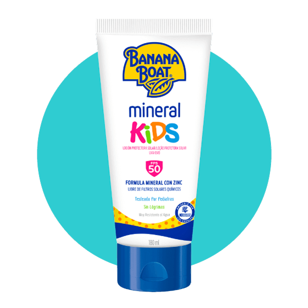 Su fórmula es a base de zinc y óxido de titanio, libre de químicos y funciona como barrera protectora contra los rayos solares.